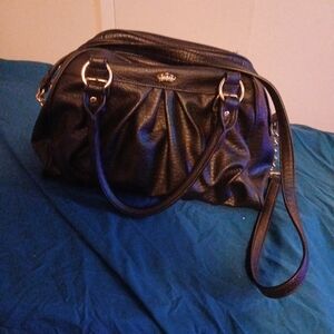 Black juicy contour bag